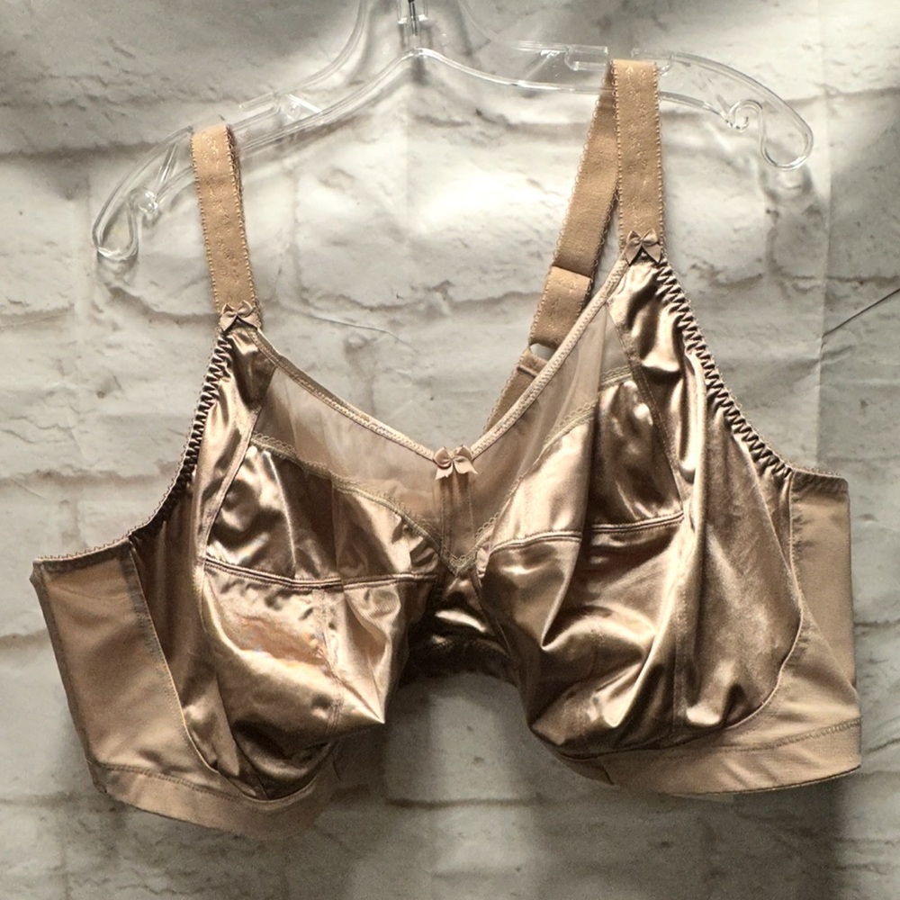 Goddess NWT bra 52DD tan‎